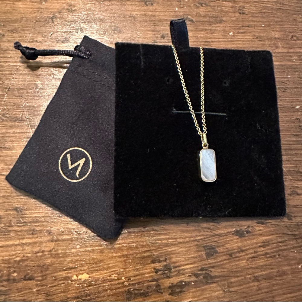 MEJURI Necklace